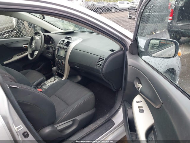 44962765 :رقم المزاد ، 2T1BU4EE9CC884345 vin ، 2012 Toyota Corolla S مزاد بيع