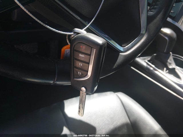 4T1G11AK9LU975364 Toyota CAMRY SE