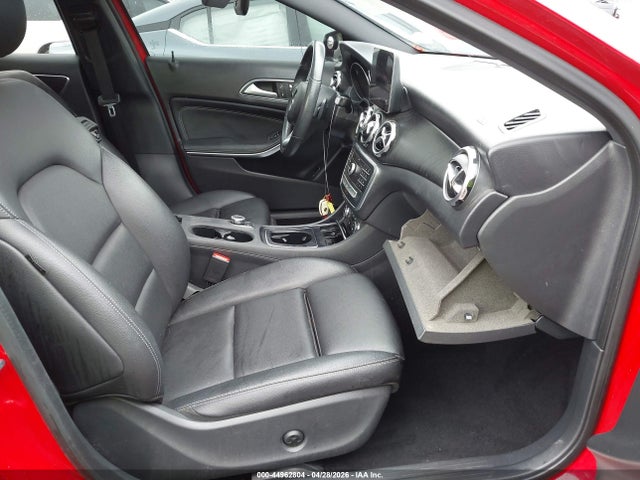 Продажа на аукционе авто 2019 Mercedes-benz Gla 250, vin: WDCTG4EB3KU011638, номер лота: 44962804