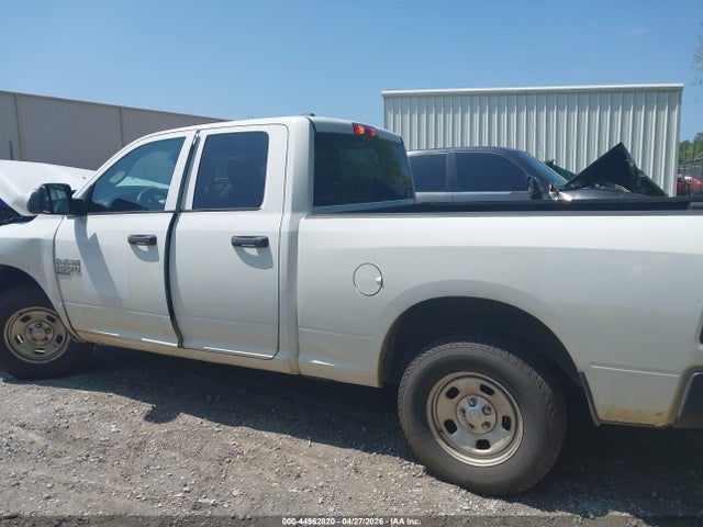 1C6RR7FG1PS590404 RAM 1500 Classic Tradesman 4x4 6&#039;4 Box
