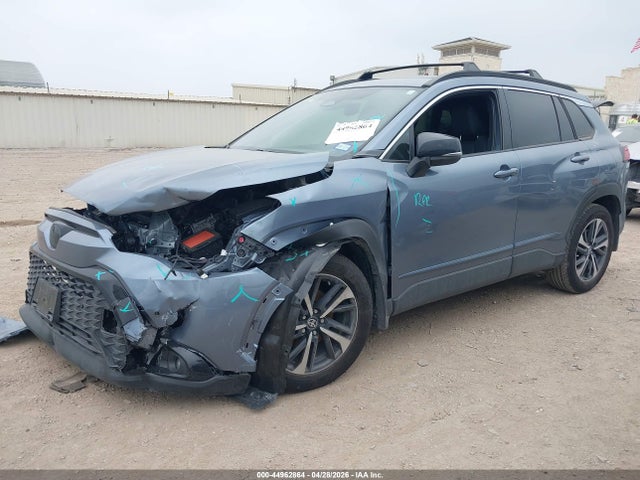 44962864 :رقم المزاد ، 7MUFBABG9SV083065 vin ، 2025 Toyota Corolla Cross Hybrid Xse مزاد بيع