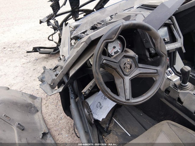 Polaris Slingshot 2018 57XAASFA3J8125369 Image 14