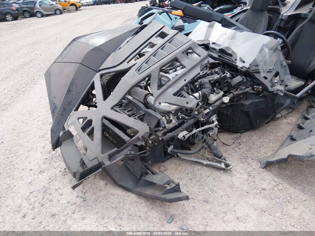 Polaris Slingshot 2018 57XAASFA3J8125369 Image 2