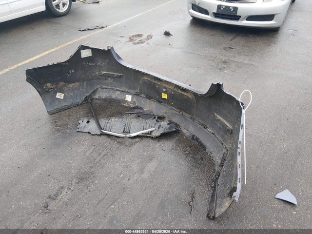 44962921 :رقم المزاد ، 1G11D5SL8FF228467 vin ، 2015 Chevrolet Malibu 2lt مزاد بيع