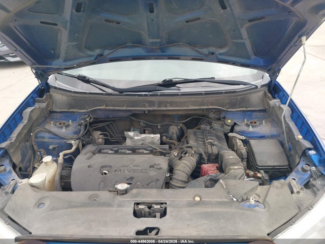 4A4AP3AU2FE013405 Mitsubishi Outlander Sport Es