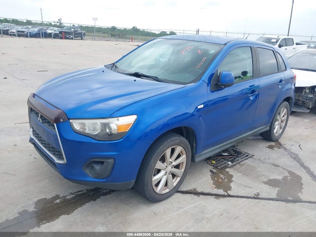 4A4AP3AU2FE013405 Mitsubishi Outlander Sport Es