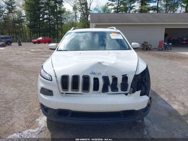 Продажа на аукционе авто 2015 Jeep Cherokee Latitude, vin: 1C4PJMCB3FW679879, номер лота: 44963016