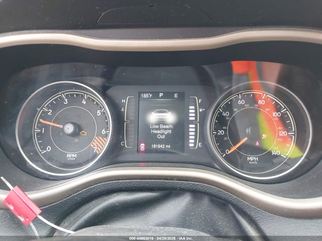 Продажа на аукционе авто 2015 Jeep Cherokee Latitude, vin: 1C4PJMCB3FW679879, номер лота: 44963016