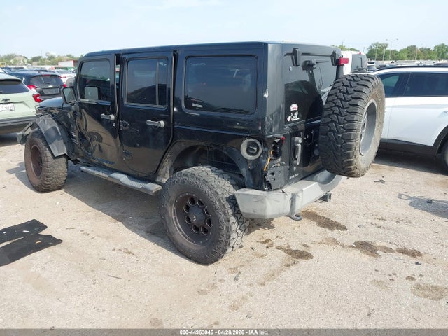 44963046 :رقم المزاد ، 1C4HJWEG5EL104658 vin ، 2014 Jeep Wrangler Unlimited Sahara مزاد بيع