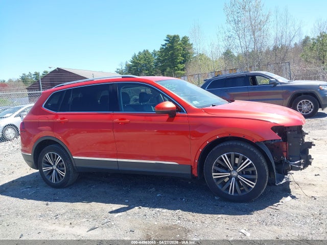3VV2B7AX5JM024530 Volkswagen Tiguan 2.0t Se/2.0t Sel