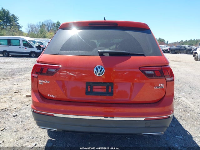 3VV2B7AX5JM024530 Volkswagen Tiguan 2.0t Se/2.0t Sel