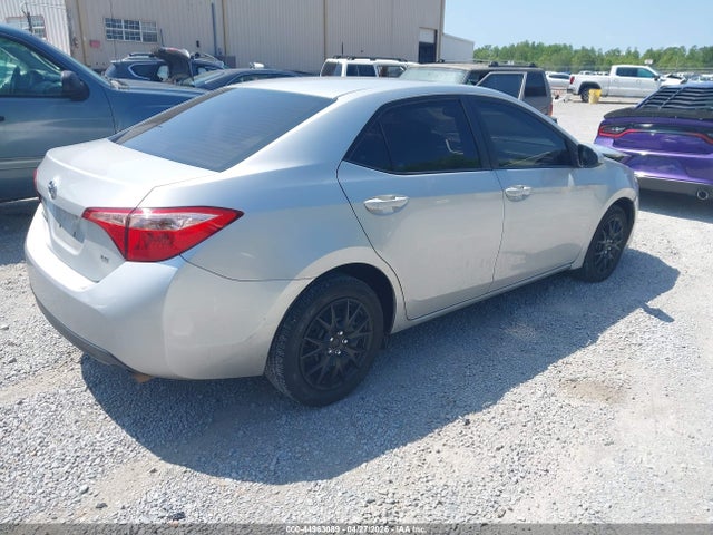 5YFBURHE1JP814229 Toyota COROLLA LE