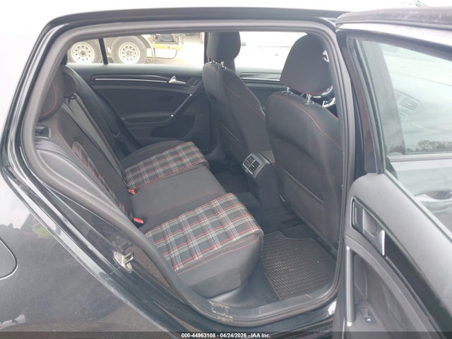 Продаж на аукціоні авто 2015 Volkswagen Golf Gti 2.0t S 4-door, vin: 3VW4T7AU0FM025020, номер лоту: 44963108