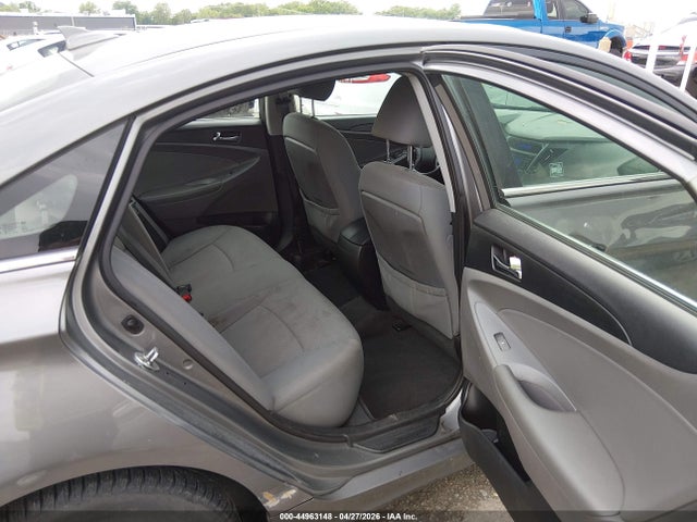 44963148 :رقم المزاد ، 5NPEB4AC6DH589788 vin ، 2013 Hyundai Sonata Gls مزاد بيع