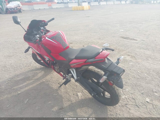 Honda Cbr300 R 2021 MLHNC5114M5700031 Image 3