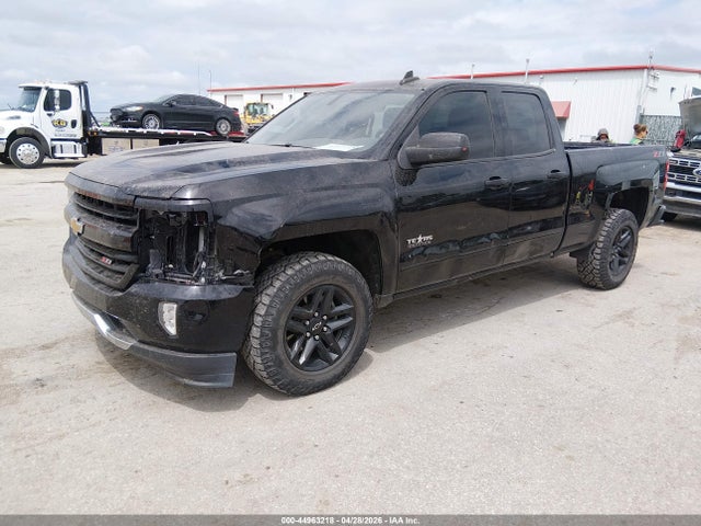 1GCVKREC5JZ174957 Chevrolet Silverado 1500 2lt