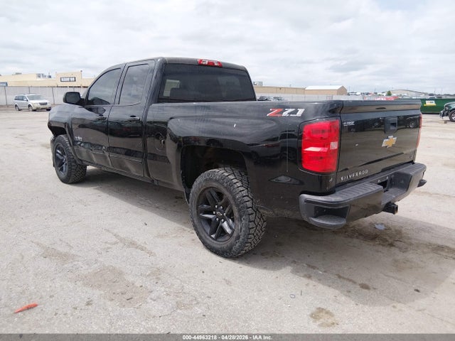 1GCVKREC5JZ174957 Chevrolet Silverado 1500 2lt