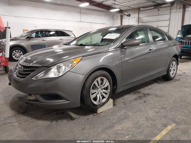 2013 Hyundai Sonata Gls მანქანა იყიდება აუქციონზე, vin: 5NPEB4AC8DH510072, აუქციონის ნომერი: 44963277