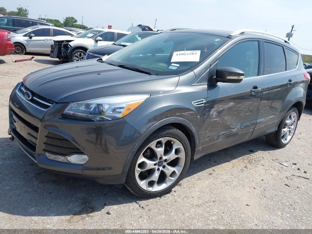 44963283 :رقم المزاد ، 1FMCU0J92FUB93229 vin ، 2015 Ford Escape Titanium مزاد بيع