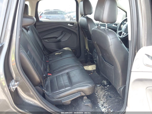 44963283 :رقم المزاد ، 1FMCU0J92FUB93229 vin ، 2015 Ford Escape Titanium مزاد بيع