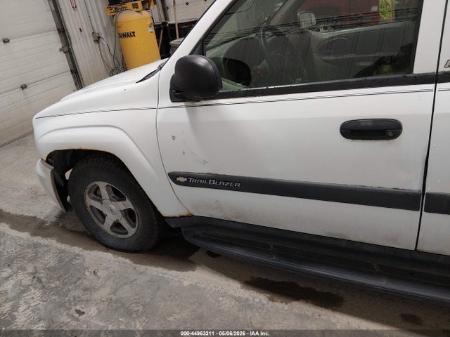 44963311 :رقم المزاد ، 1GNDT13S542212860 vin ، 2004 Chevrolet Trailblazer Ls مزاد بيع