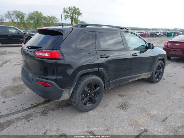 Продажа на аукционе авто 2016 Jeep Cherokee Altitude, vin: 1C4PJMCB8GW142104, номер лота: 44963312