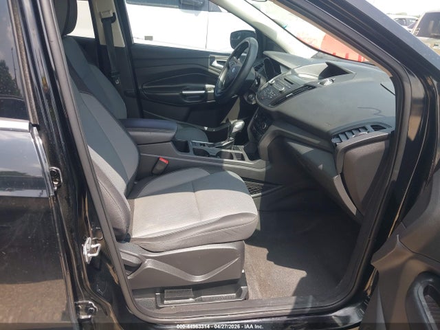 1FMCU0GD3JUD50013 Ford ESCAPE SE