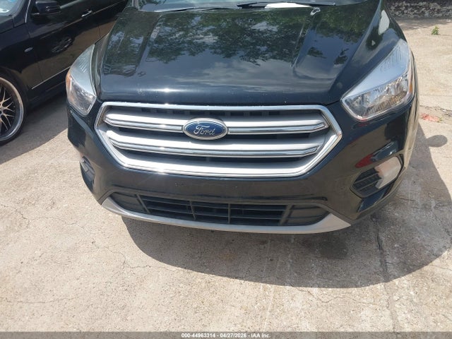 1FMCU0GD3JUD50013 Ford ESCAPE SE