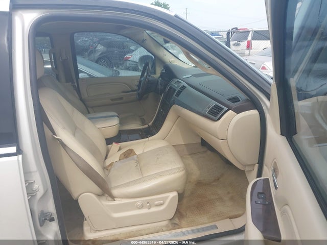 44963319 :رقم المزاد ، 3GYFK62877G231200 vin ، 2007 Cadillac Escalade Ext Standard مزاد بيع