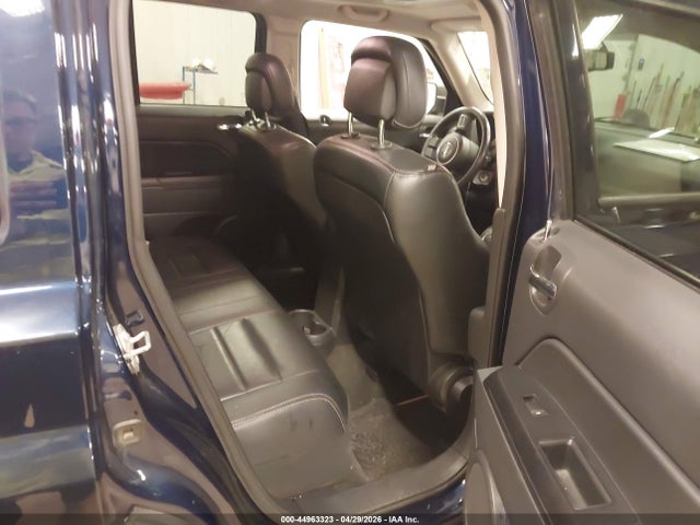2017 Jeep Patriot High Altitude Fwd მანქანა იყიდება აუქციონზე, vin: 1C4NJPFA4HD137863, აუქციონის ნომერი: 44963323