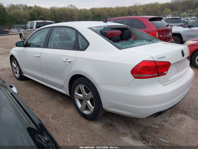 Продаж на аукціоні авто 2013 Volkswagen Passat 2.5l S, vin: 1VWAP7A34DC006628, номер лоту: 44963362