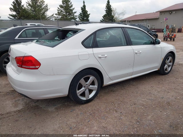 Продаж на аукціоні авто 2013 Volkswagen Passat 2.5l S, vin: 1VWAP7A34DC006628, номер лоту: 44963362