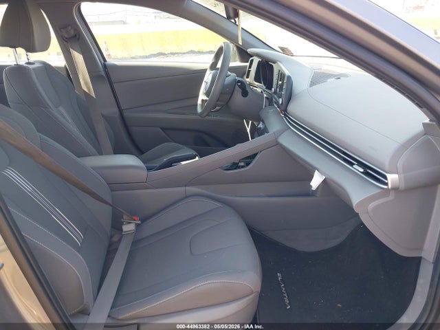 44963382 :رقم المزاد ، KMHLM4AG6PU618037 vin ، 2023 Hyundai Elantra Sel مزاد بيع
