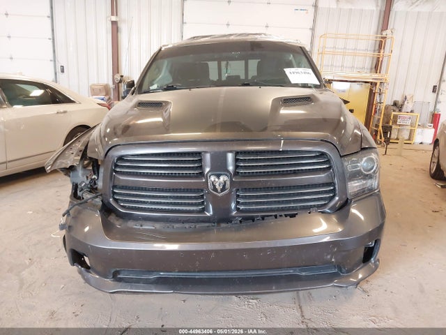 44963406 :رقم المزاد ، 1C6RR7UT4FS533905 vin ، 2015 Ram 1500 Sport مزاد بيع