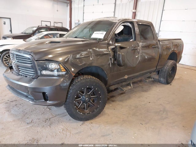 44963406 :رقم المزاد ، 1C6RR7UT4FS533905 vin ، 2015 Ram 1500 Sport مزاد بيع