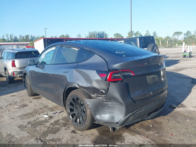 Продаж на аукціоні авто 2023 Tesla Model Y Awd/long Range Dual Motor All-wheel Drive, vin: 7SAYGDEE1PA107919, номер лоту: 44963408