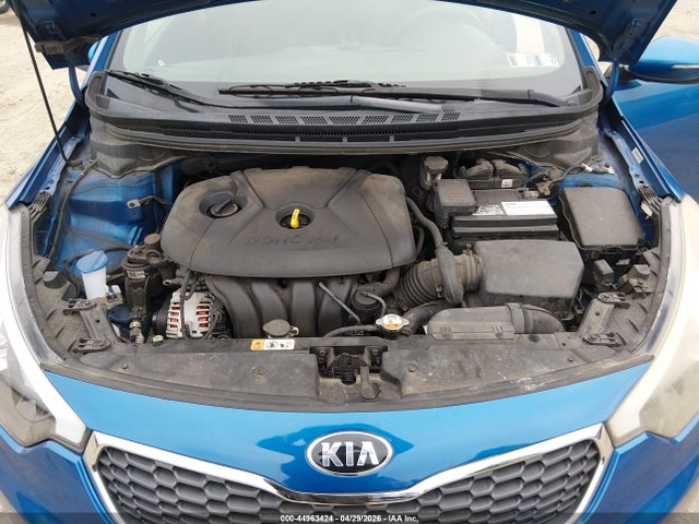 44963424 :رقم المزاد ، KNAFX4A64F5333133 vin ، 2015 Kia Forte Lx مزاد بيع