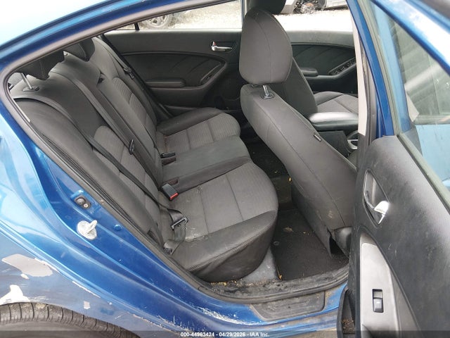 44963424 :رقم المزاد ، KNAFX4A64F5333133 vin ، 2015 Kia Forte Lx مزاد بيع