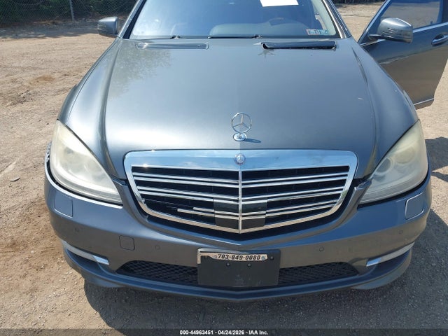 2010 Mercedes-benz S 550 4matic მანქანა იყიდება აუქციონზე, vin: WDDNG8GB4AA304327, აუქციონის ნომერი: 44963451