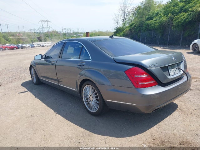 2010 Mercedes-benz S 550 4matic მანქანა იყიდება აუქციონზე, vin: WDDNG8GB4AA304327, აუქციონის ნომერი: 44963451