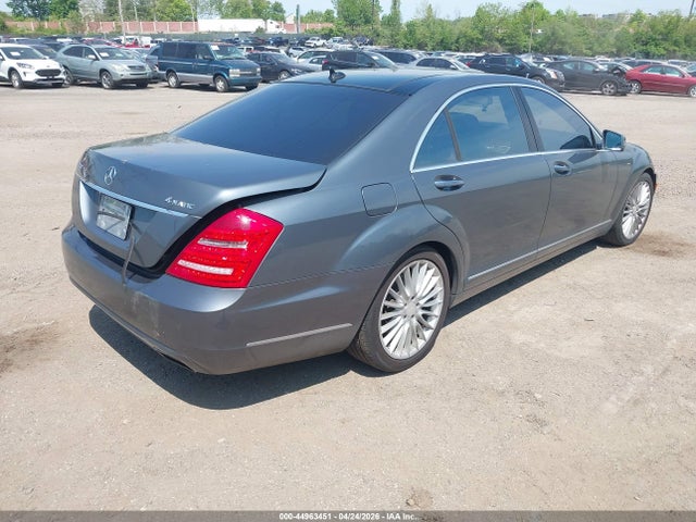 2010 Mercedes-benz S 550 4matic მანქანა იყიდება აუქციონზე, vin: WDDNG8GB4AA304327, აუქციონის ნომერი: 44963451