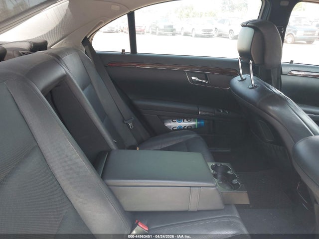 2010 Mercedes-benz S 550 4matic მანქანა იყიდება აუქციონზე, vin: WDDNG8GB4AA304327, აუქციონის ნომერი: 44963451