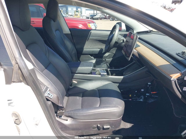 44963512 :رقم المزاد ، 5YJ3E1EB1LF618786 vin ، 2020 Tesla Model 3 Long Range Dual Motor All-wheel Drive مزاد بيع