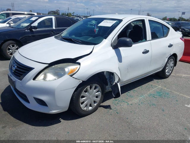 3N1CN7AP4EL818721 Nissan Versa 1.6 S+