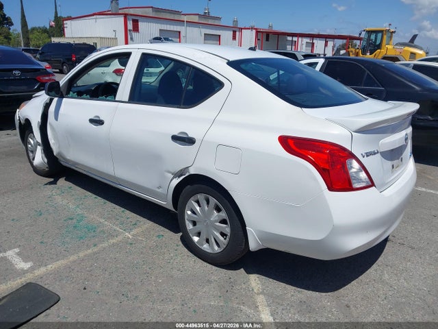 3N1CN7AP4EL818721 Nissan Versa 1.6 S+