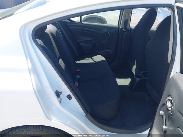 3N1CN7AP4EL818721 Nissan Versa 1.6 S+