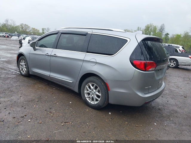 Продаж на аукціоні авто 2020 Chrysler Pacifica Touring L, vin: 2C4RC1BG5LR269068, номер лоту: 44963519