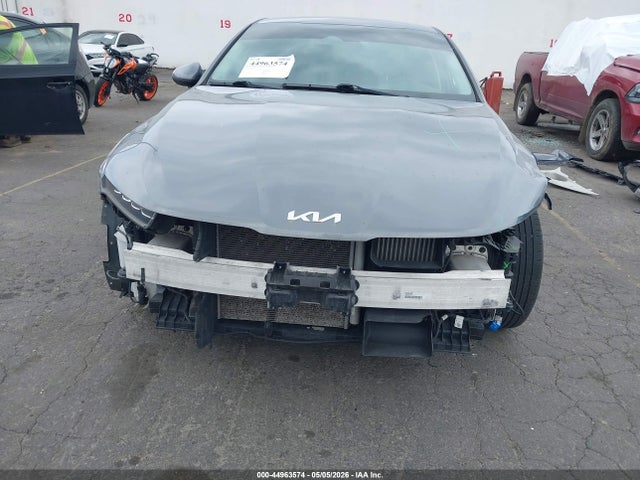 5XXG14J25NG142207 KIA K5 LXS