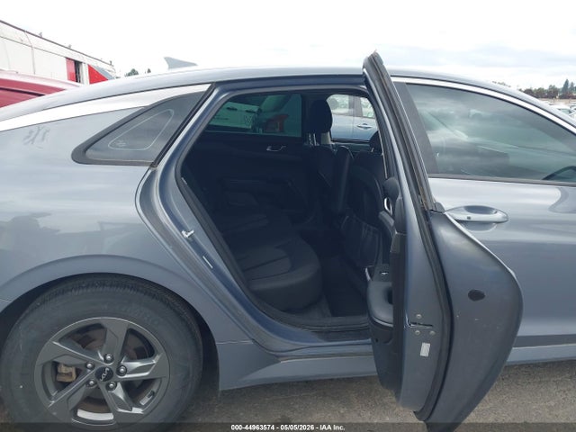 5XXG14J25NG142207 KIA K5 LXS