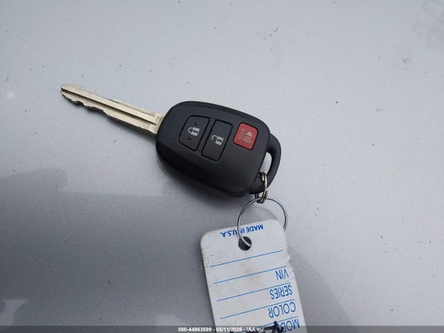 44963599 :رقم المزاد ، 2T3BFREV6GW427849 vin ، 2016 Toyota Rav4 Le مزاد بيع